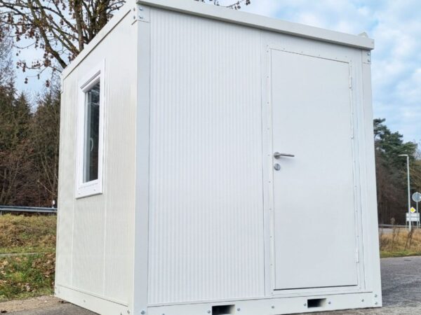 Bürocontainer Grauweiß – H 2460 × B 2450 × T 2250 mm, verschraubte Konstruktion mit 50 mm Sandwichpaneelen, einflügelige Tür